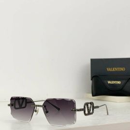 Picture of Valentino Sunglasses _SKUfw54107496fw